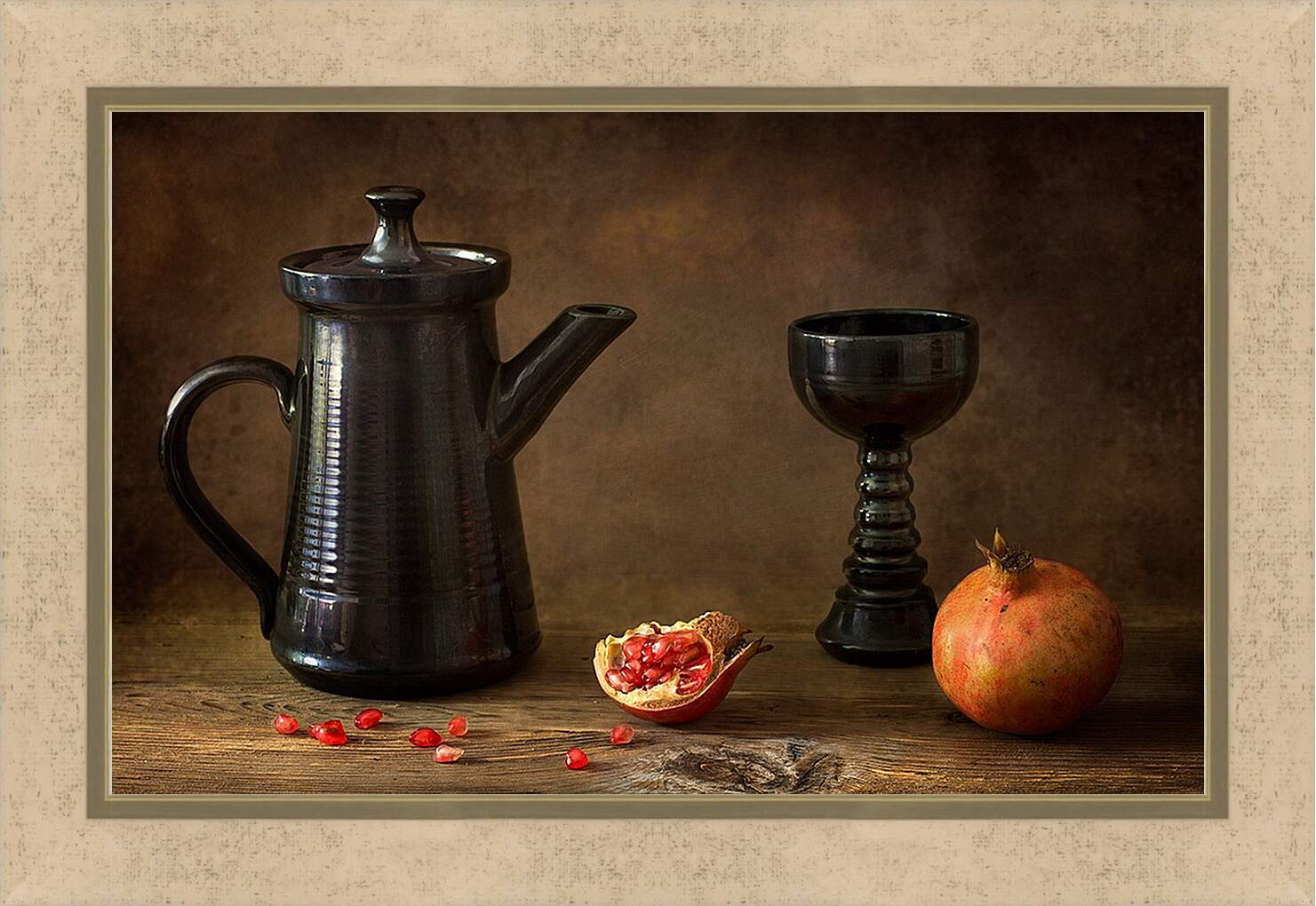 Картина в раме - Гранат и чайник