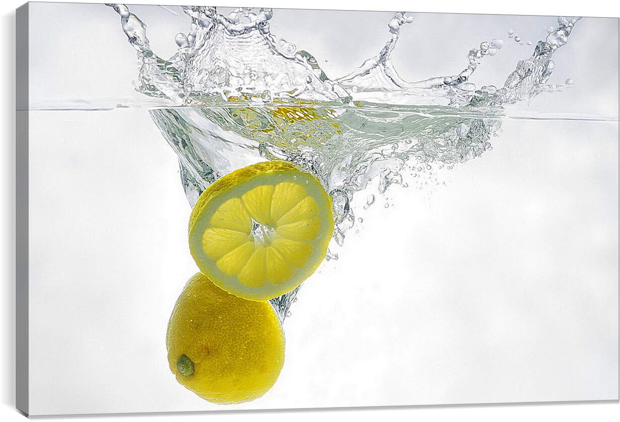 Постер и плакат - Дольки лимона в воде