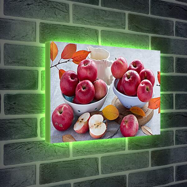 Лайтбокс световая панель - Яблоки на столе и в тарелках