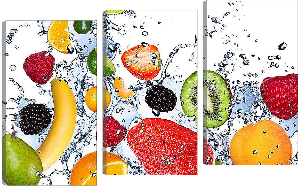 Модульная картина - Целые и половинки фруктов и ягоды на фоне брызг воды