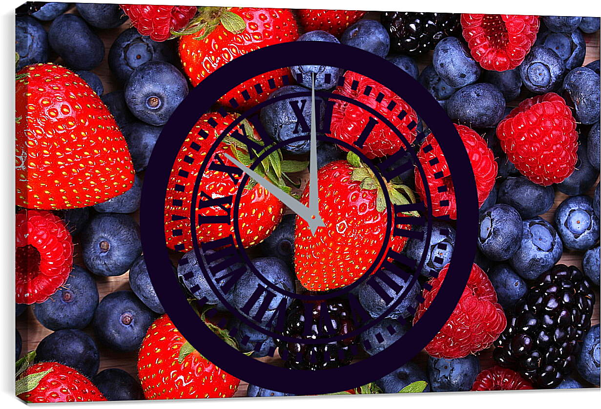 Часы картина - Ежевика, черника, клубника и малина