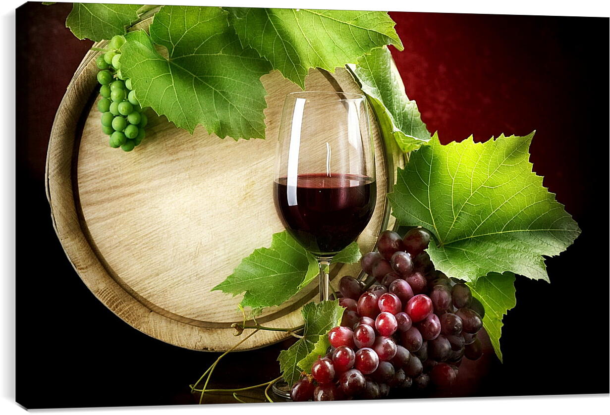 Постер и плакат - Бокал вина, деревянная бочка, зелёный и красный виноград