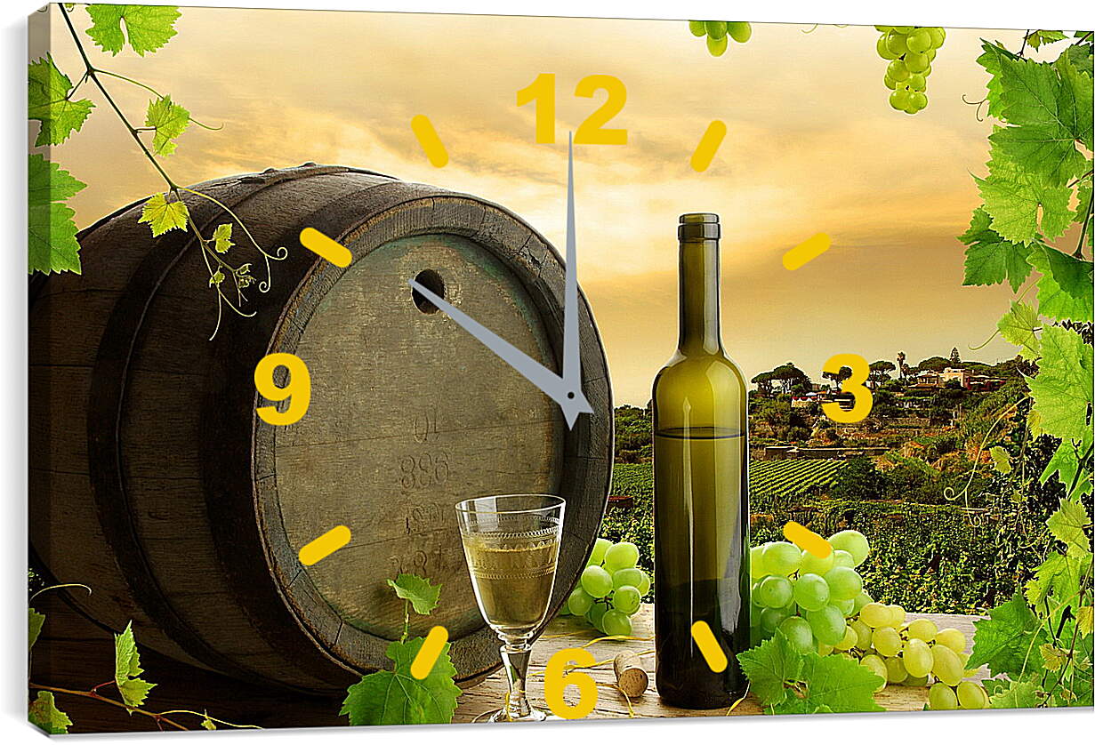Часы картина - Виноградная плантация и бокал вина с бутылкой на столе