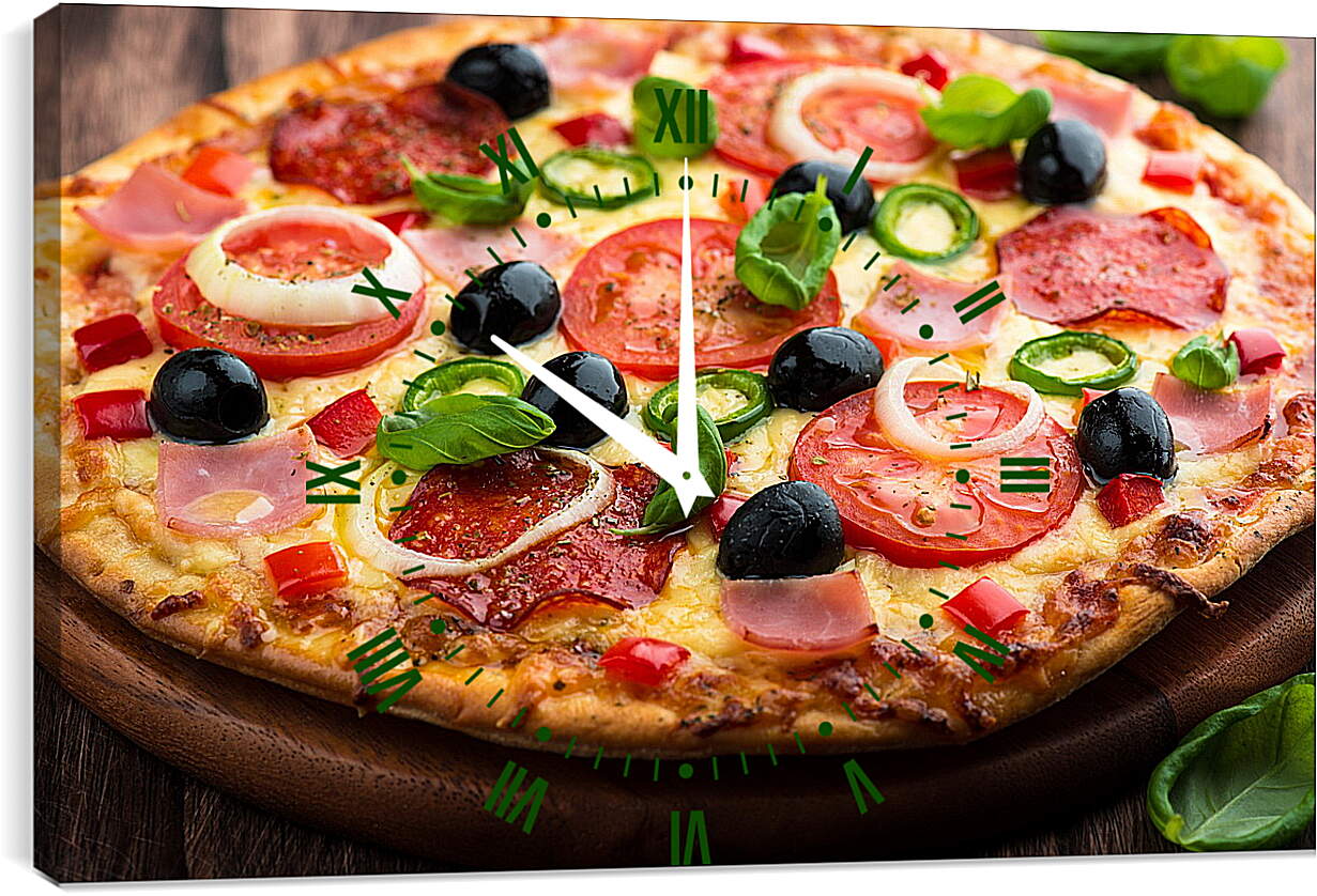 Часы картина - Пицца с оливками и ветчиной