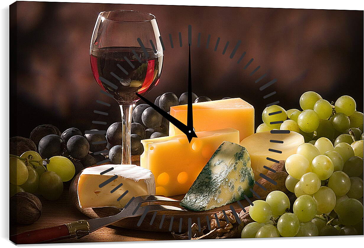 Часы картина - Разнообразие сыров, виноград и бокал вина