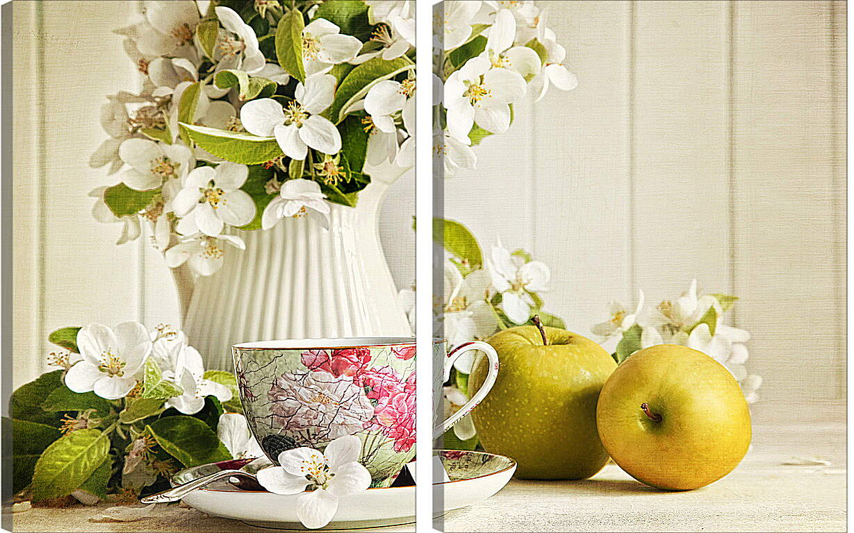 Модульная картина - Два яблока, цветы и чашка на блюдце