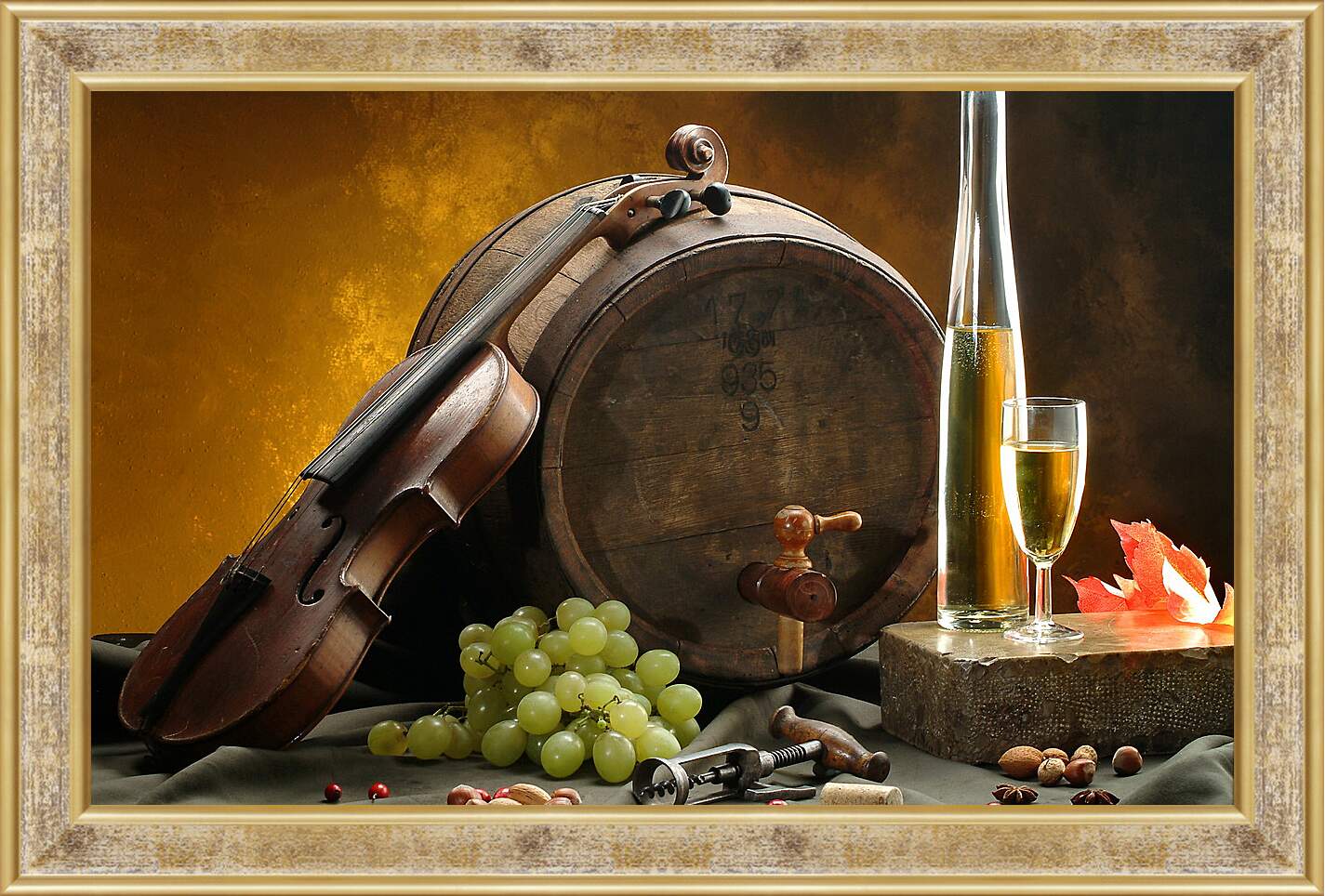 Картина в раме - Скрипка, бочка, виноград, бутылка вина и бокал вина