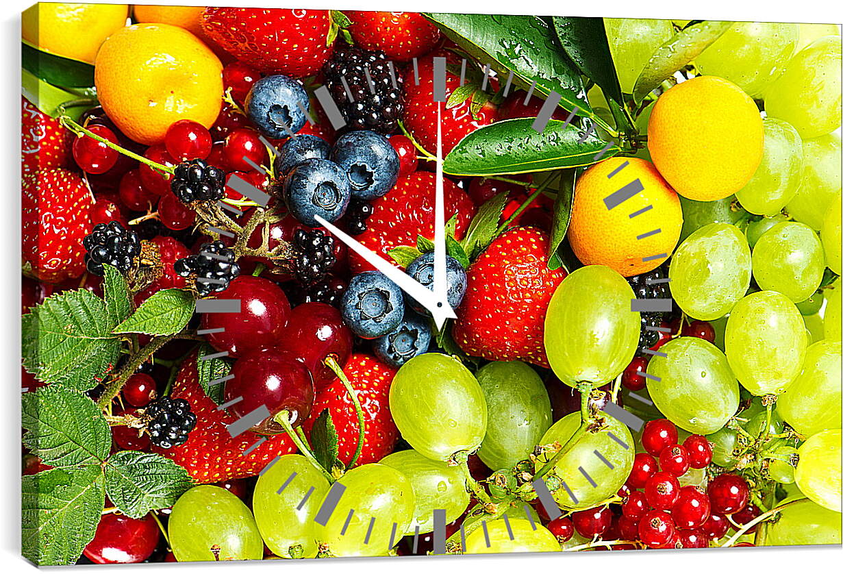 Часы картина - Ягоды и фрукты вид сверху