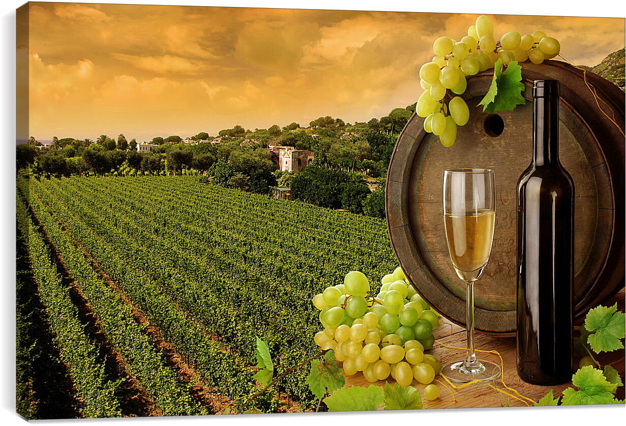 Постер и плакат - Гроздь винограда на бочке и бокал вина с бутылкой