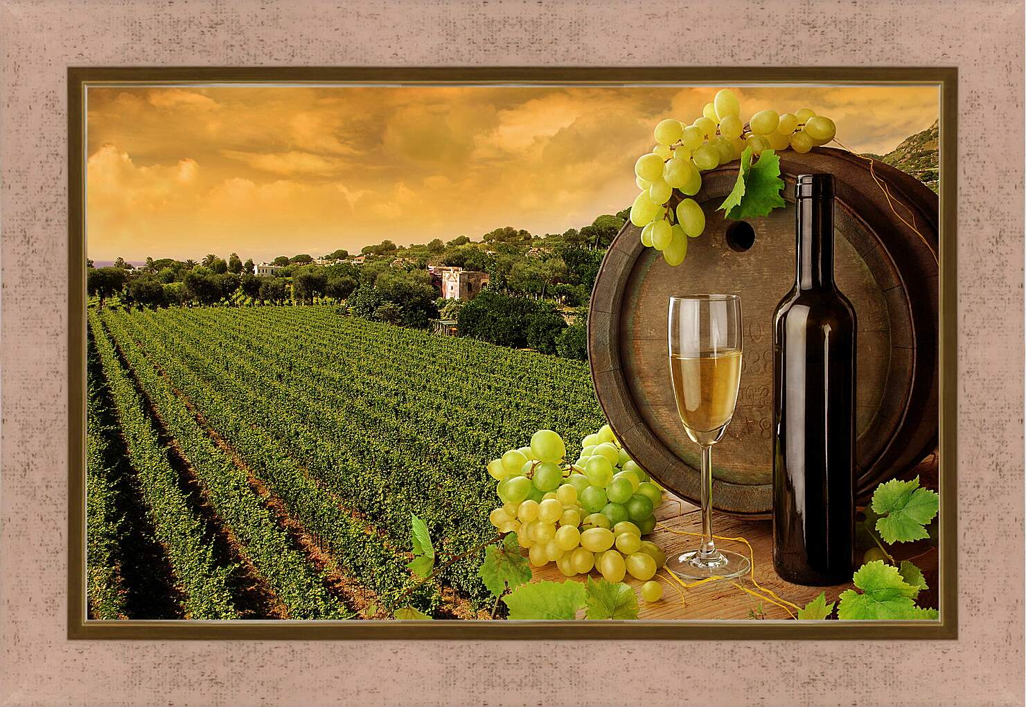 Картина в раме - Гроздь винограда на бочке и бокал вина с бутылкой