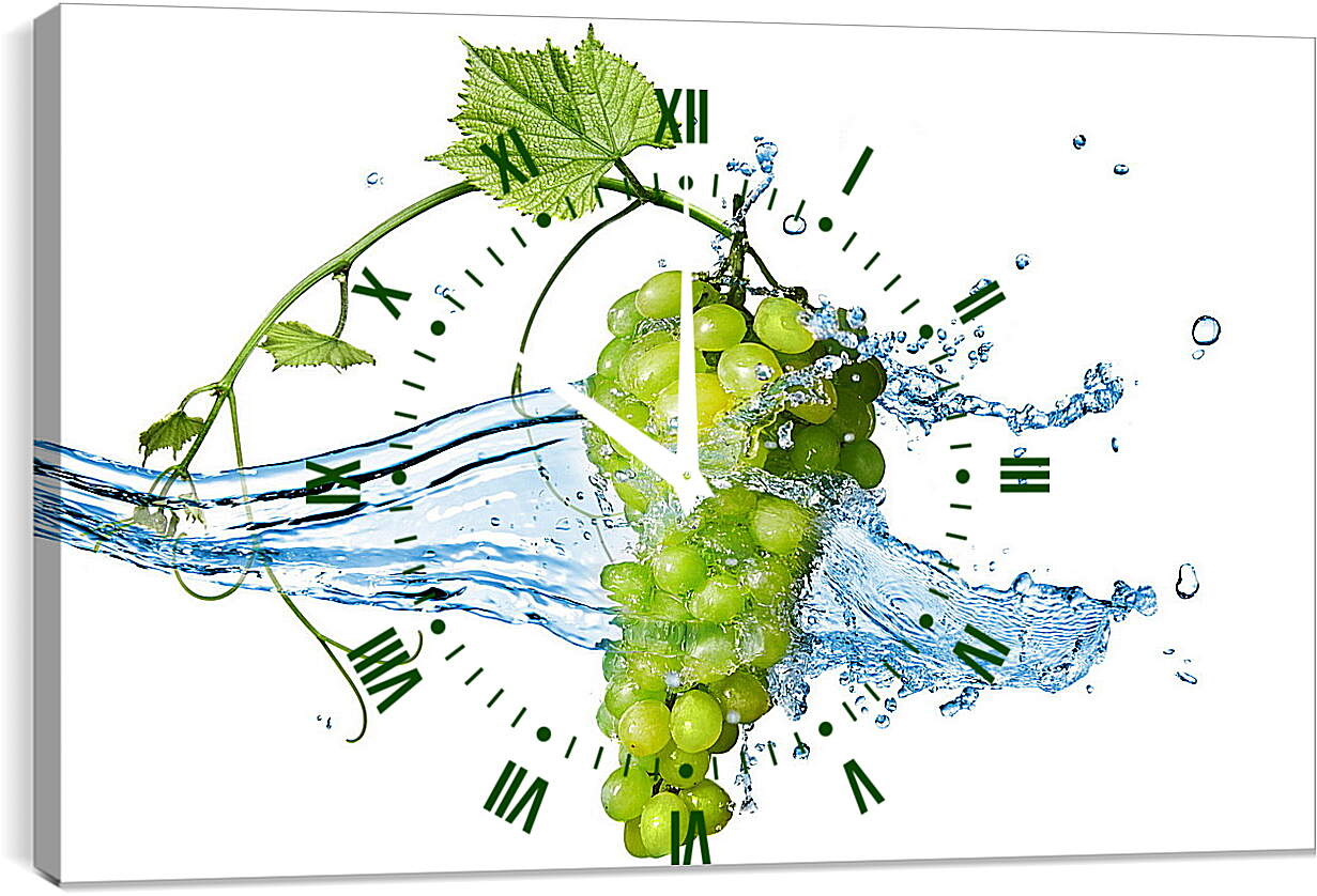 Часы картина - Зелёный виноград омываемый водой