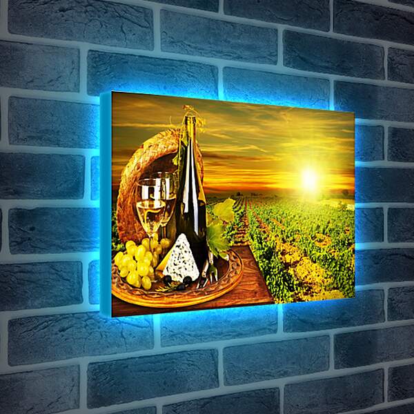 Лайтбокс световая панель - Виноград, сыр, бутылка и два бокала вина