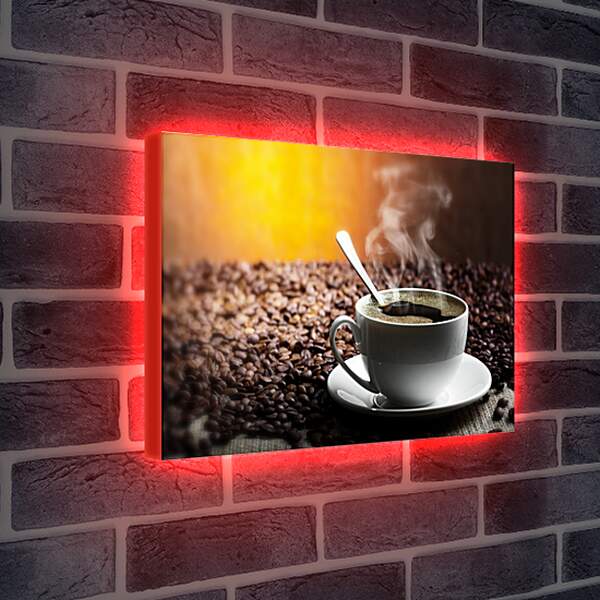 Лайтбокс световая панель - Горячая чашка кофе на фоне кофейных зёрен