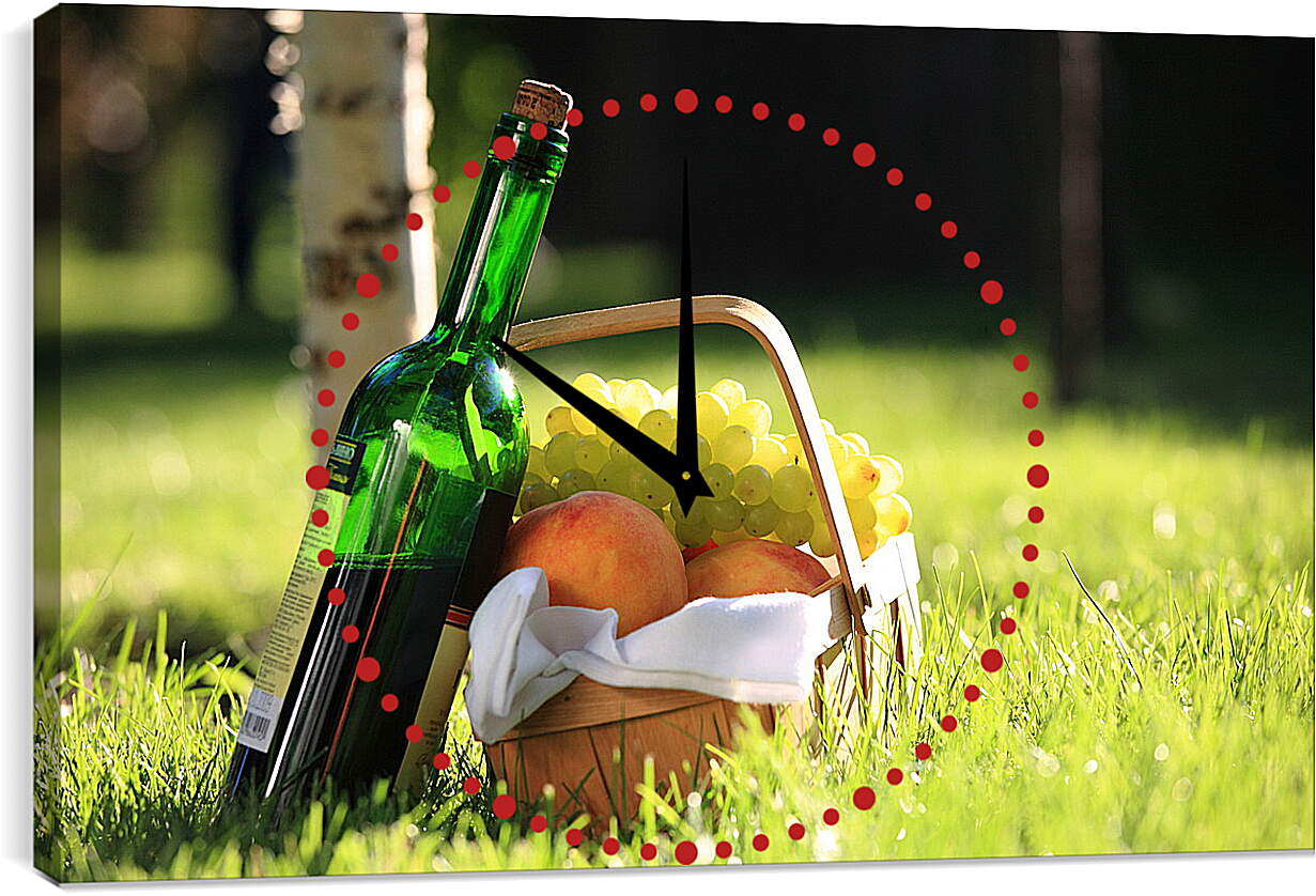 Часы картина - Бутылка вина и фрукты на траве