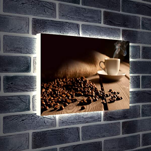 Лайтбокс световая панель - Рассыпанные зёрна кофе возле блюдца с чашкой