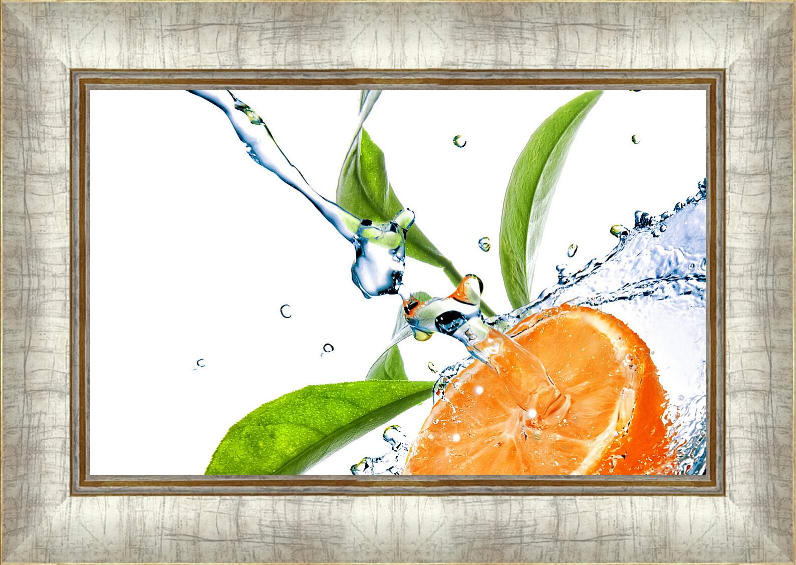 Картина в раме - Половина апельсина и брызги воды