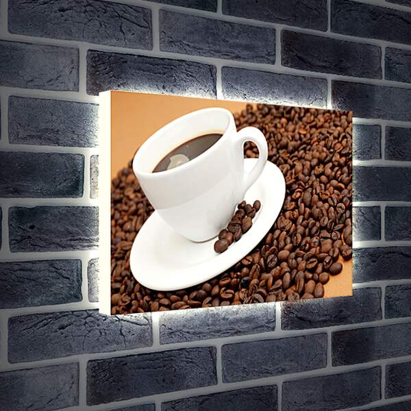 Лайтбокс световая панель - Блюдце с чашкой стоящие на зернах кофе