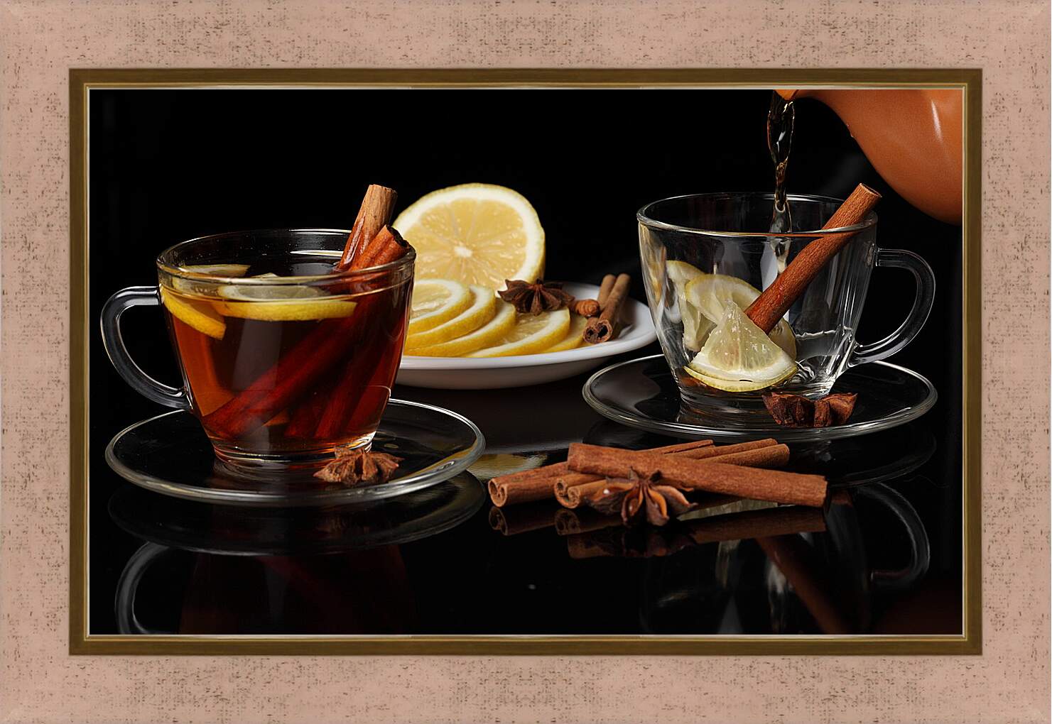 Картина в раме - Чашка чая с лимоном и чашка с лимоном без чая
