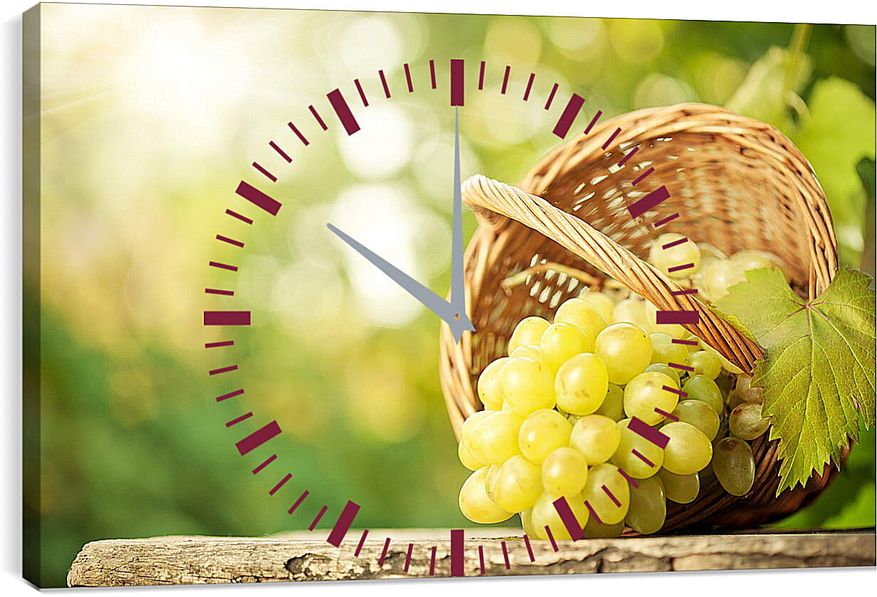 Часы картина - Опрокинутая корзинка и горздь винограда