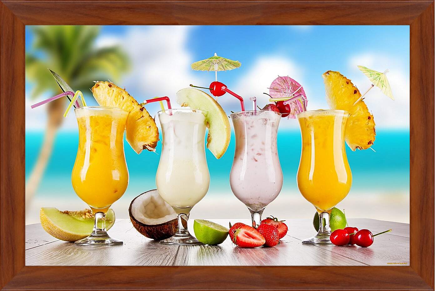 Картина в раме - Четыре коктейля и фрукты на столе