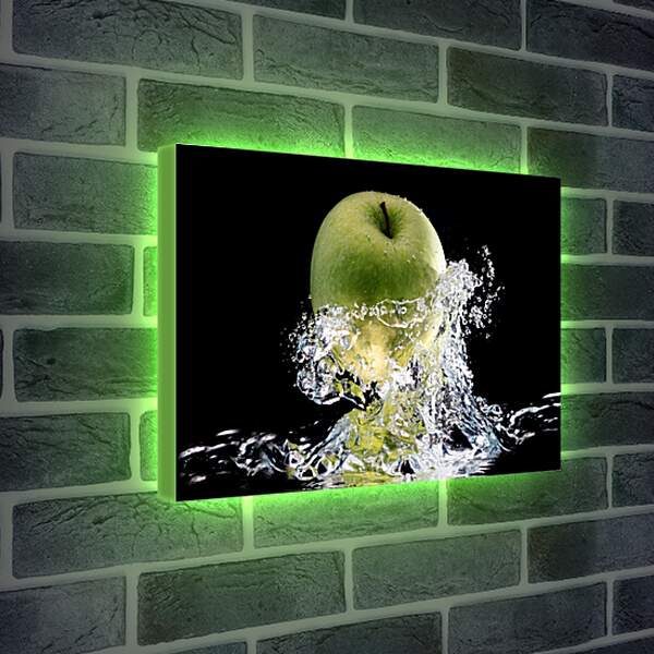 Лайтбокс световая панель - Зеленое спелое яблоко в брызгах воды