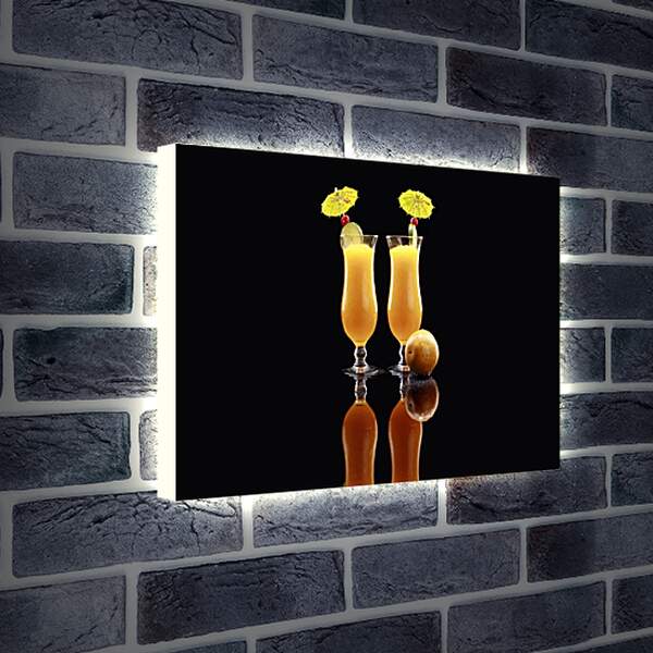 Лайтбокс световая панель - Два бокала коктейля с вишенками