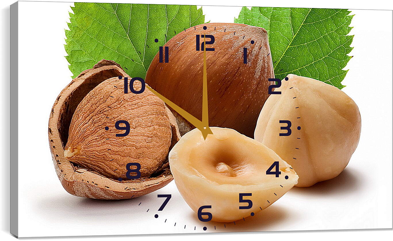 Часы картина - Орехи и зелёные листья