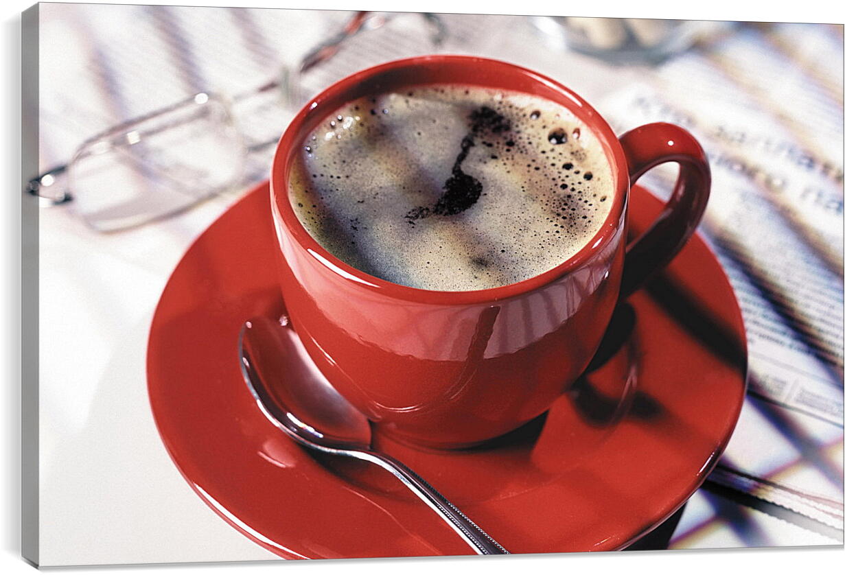 Постер и плакат - Красная чашка кофе на блюдце
