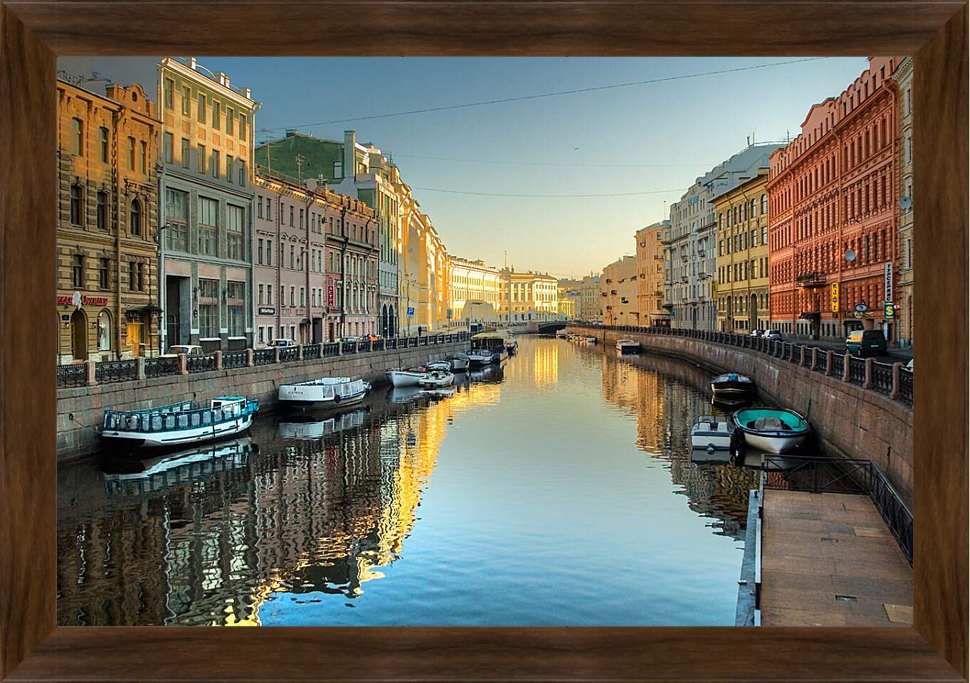 Картина в раме - Канал Петербурга