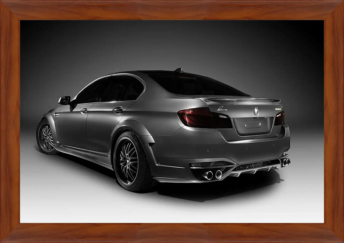 Картина в раме - BMW 5 серия F10