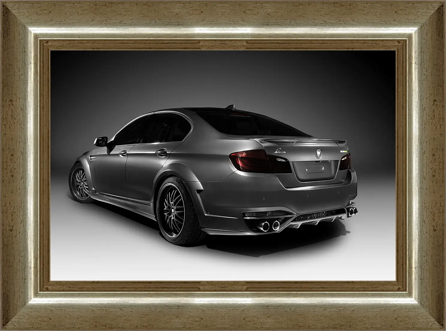 Картина в раме - BMW 5 серия F10