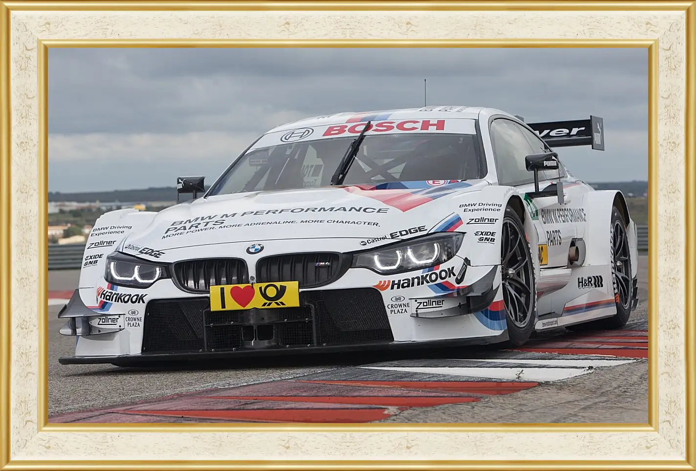 Картина в раме - BMW 4 DTM (БМВ 4 ДТМ)