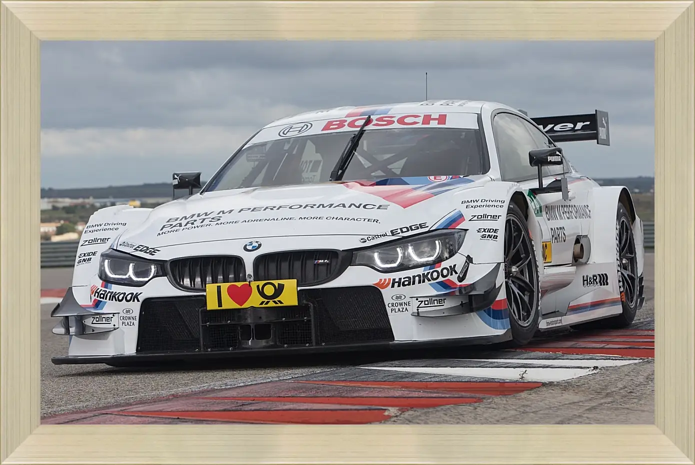 Картина в раме - BMW 4 DTM (БМВ 4 ДТМ)