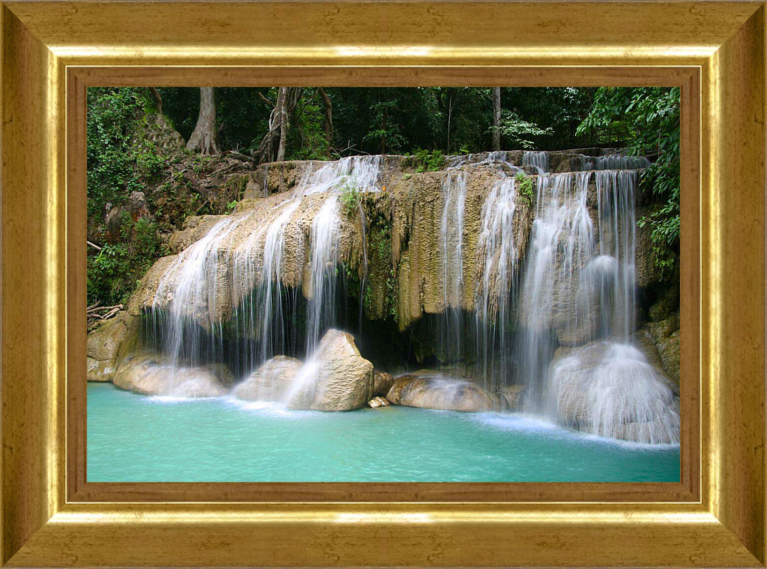 Картина в раме - Каскад водопадов