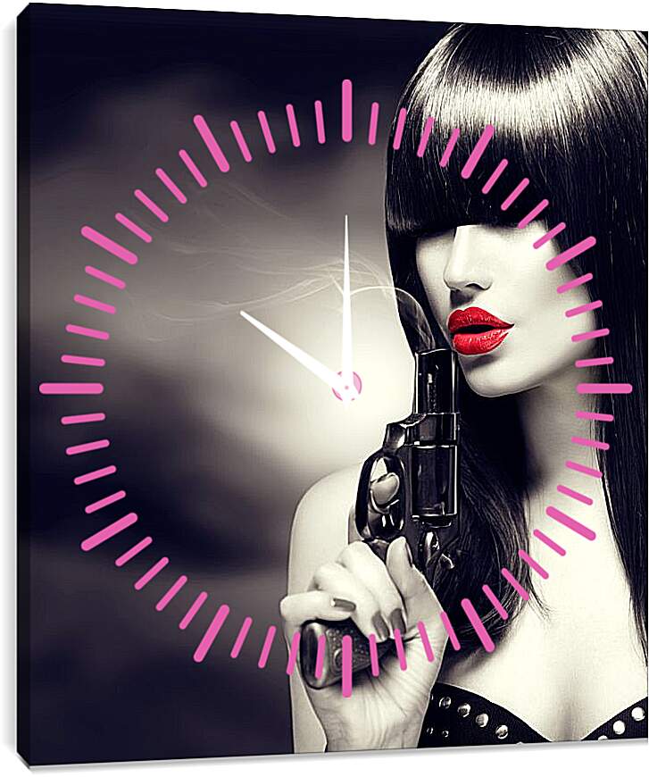 Часы картина - Девушка с револьвером