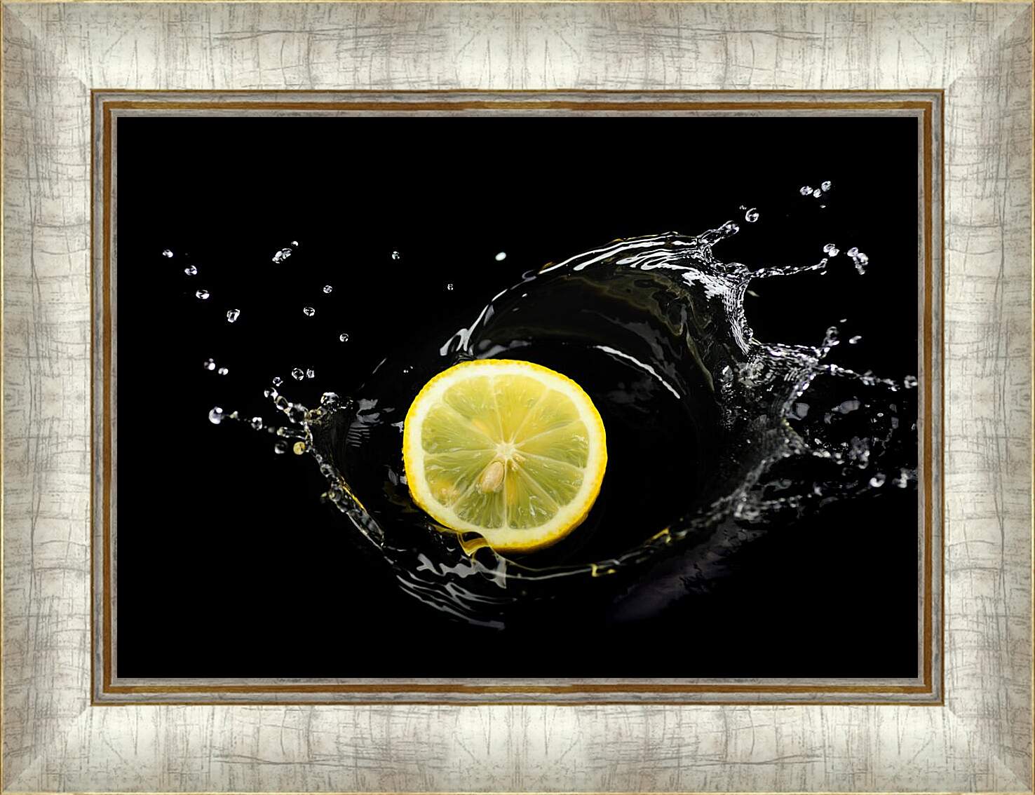 Картина в раме - Лимон и вода