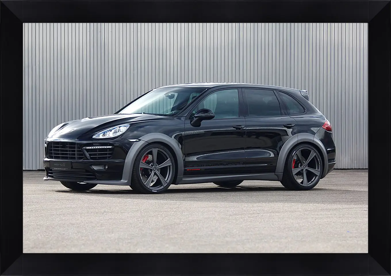 Картина в раме - Черный Porche Cayenne