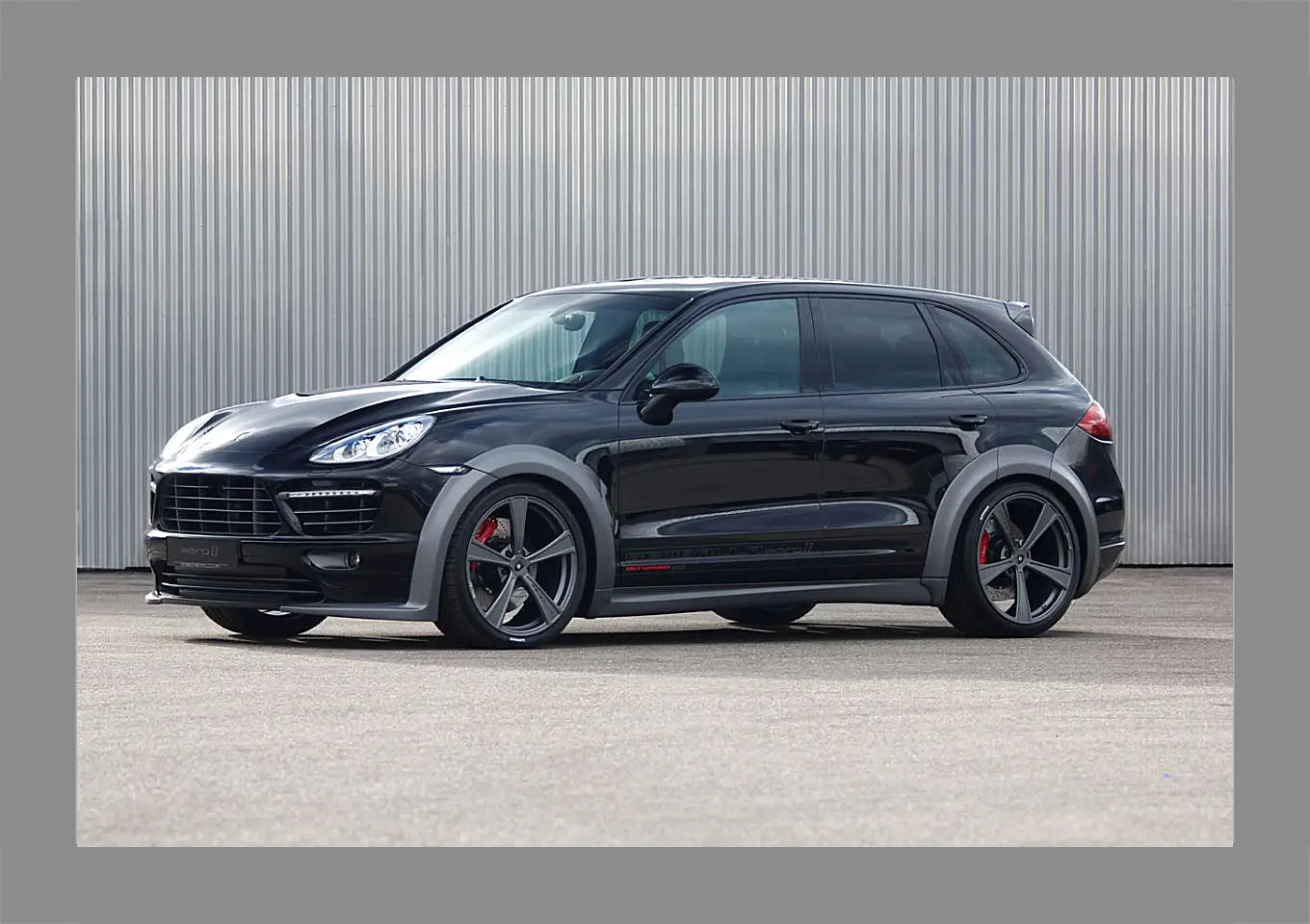 Картина в раме - Черный Porche Cayenne