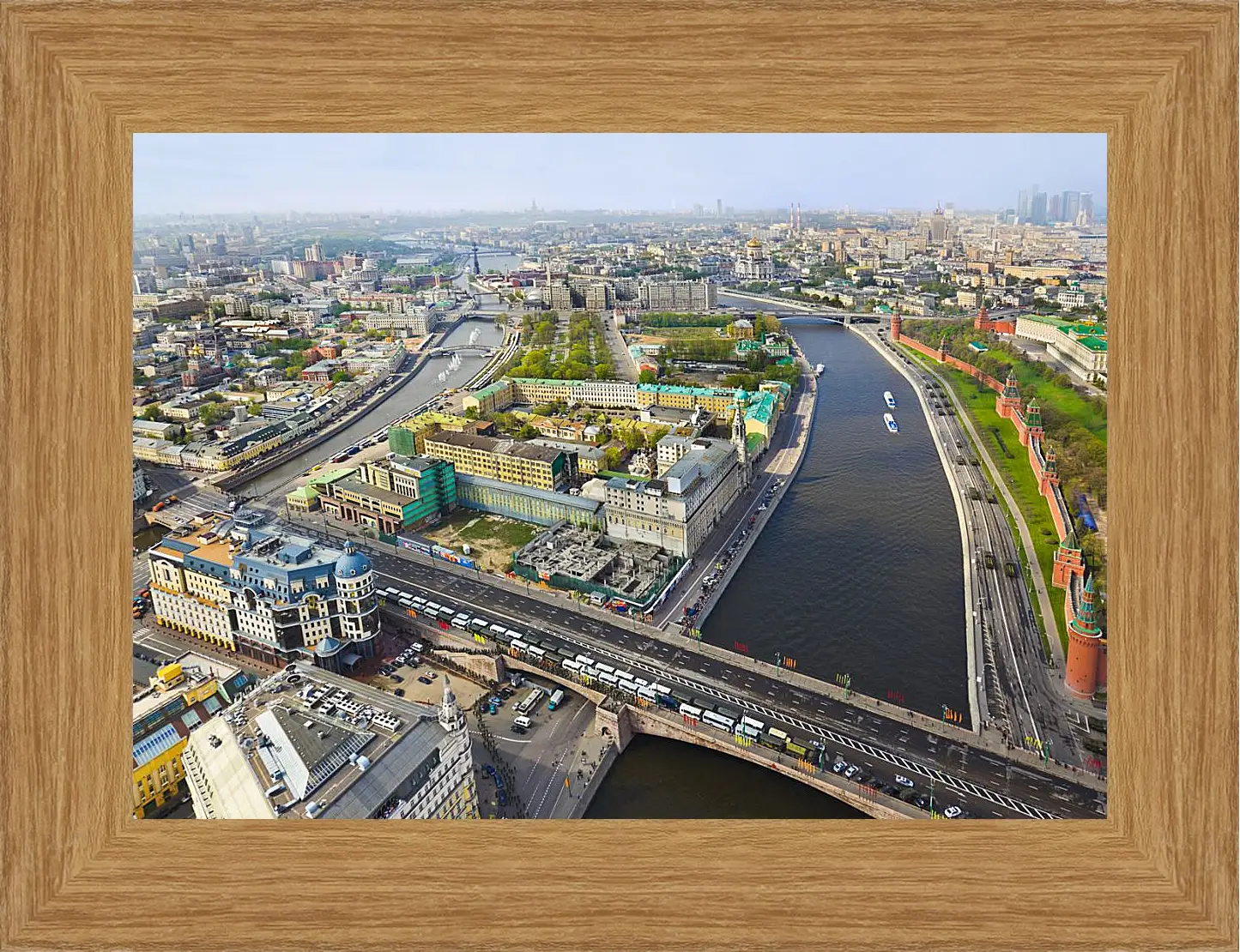 Картина в раме - Москва река