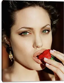 Постер на подрамнике - Angelina Jolie - Анжелина Джоли Постер на подрамнике - Angelina Jolie - Анжелина Джоли