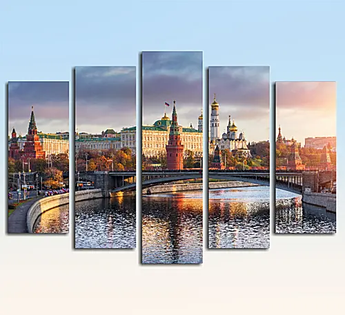 Модульная картина - Утреннее солнце над Московским Кремлем Модульная картина - Утреннее солнце над Московским Кремлем